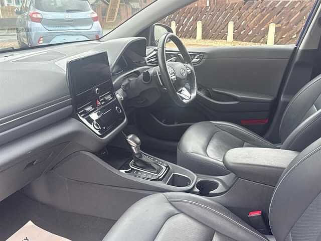 Hyundai IONIQ 1.6 h-GDi 8.9kWh Premium SE Hatchback 5dr Petrol Plug-in Hybrid DCT Euro 6 (s/s)