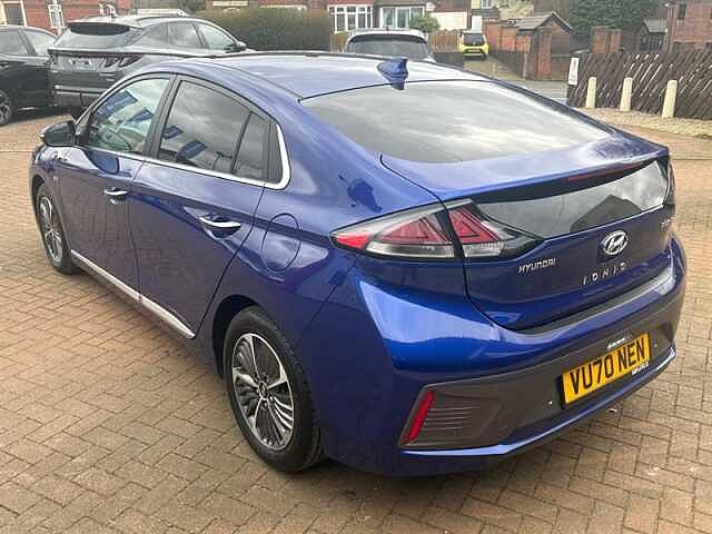 Hyundai IONIQ 1.6 h-GDi 8.9kWh Premium SE Hatchback 5dr Petrol Plug-in Hybrid DCT Euro 6 (s/s)