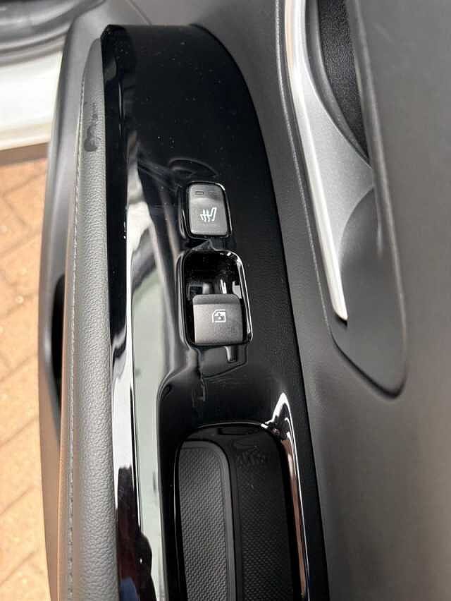 Hyundai TUCSON 1.6 h T-GDi Ultimate SUV 5dr Petrol Hybrid Auto Euro 6 (s/s) (230 ps)