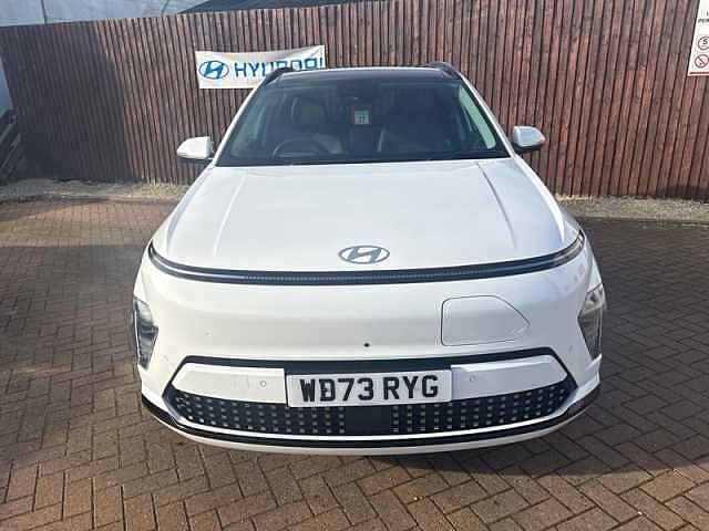 Hyundai KONA 65.4kWh Ultimate SUV 5dr Electric Auto (218 ps) White