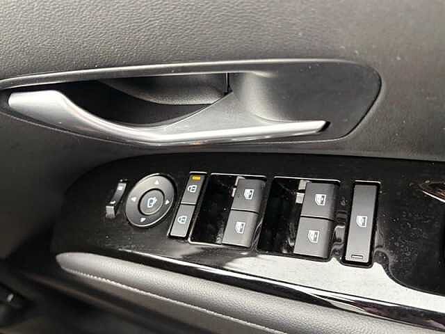 Hyundai TUCSON 1.6 T-GDi Advance SUV 5dr Petrol Manual Euro 6 (s/s) (160 ps) Silver