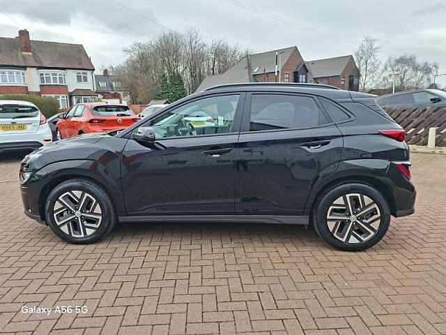 Hyundai KONA 64kWh Premium SUV 5dr Electric Auto (10.5kW Charger) (204 ps)