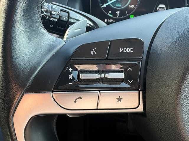 Hyundai TUCSON 1.6 h T-GDi Premium SUV 5dr Petrol Hybrid Auto Euro 6 (s/s) (230 ps) Grey