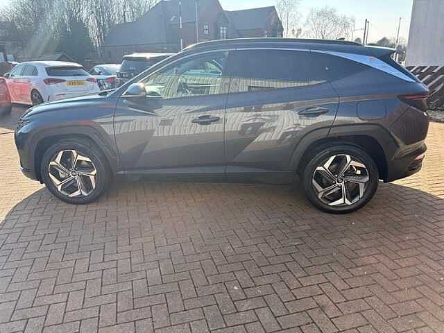 Hyundai TUCSON 1.6 h T-GDi Premium SUV 5dr Petrol Hybrid Auto Euro 6 (s/s) (230 ps) Grey