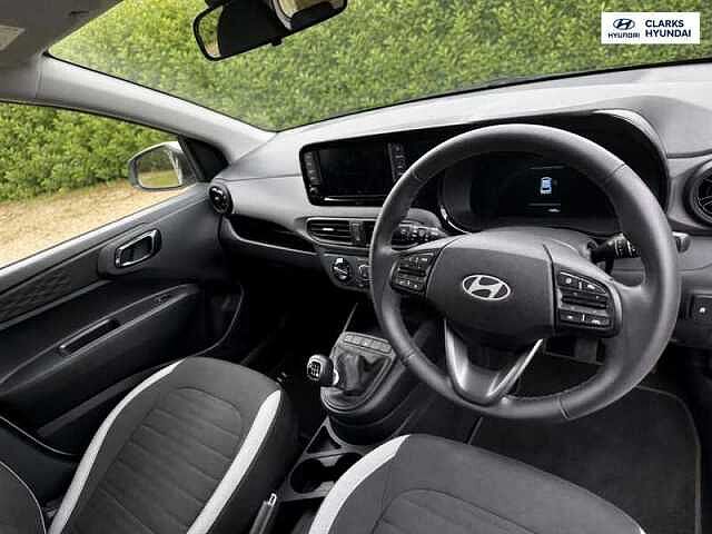 Hyundai I10 1.0 Advance Hatchback 5dr Petrol Manual Euro 6 (s/s) (63 ps) White