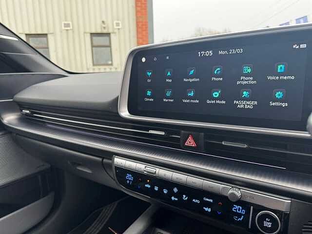 Hyundai IONIQ 6 77.4kWh First Edition Saloon 4dr Electric Auto AWD (325 ps) Grey