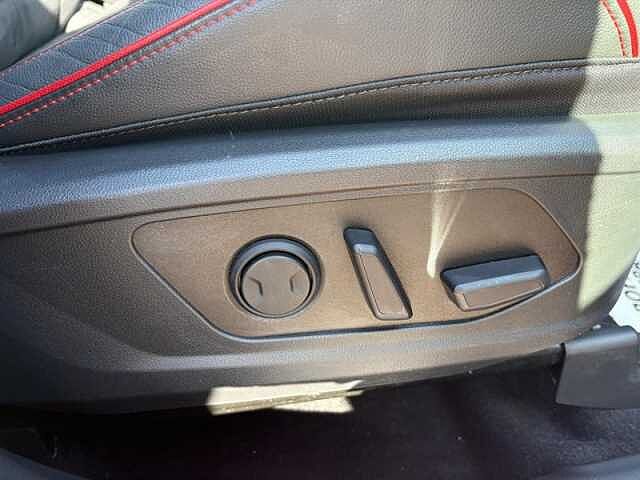 Hyundai TUCSON 1.6 T-GDi N Line S SUV 5dr Petrol Hybrid Auto Euro 6 (s/s) (215 ps) Red