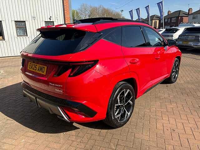 Hyundai TUCSON 1.6 T-GDi N Line S SUV 5dr Petrol Hybrid Auto Euro 6 (s/s) (215 ps) Red