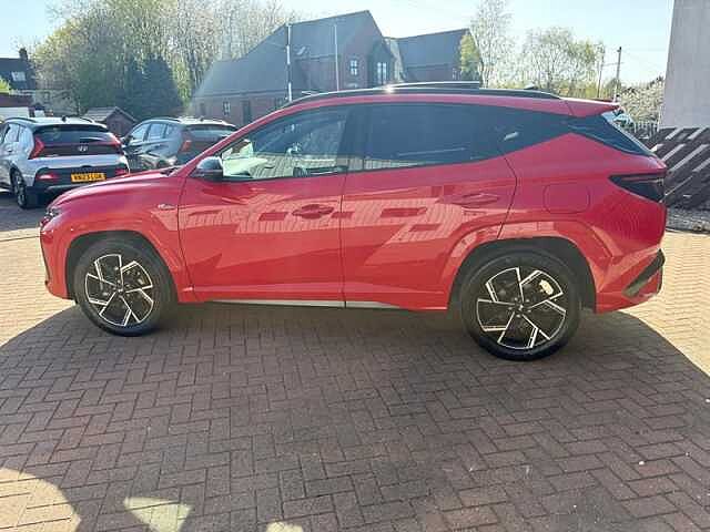 Hyundai TUCSON 1.6 T-GDi N Line S SUV 5dr Petrol Hybrid Auto Euro 6 (s/s) (215 ps) Red
