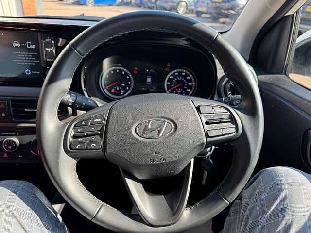 Hyundai i10 1.0 SE Connect Hatchback 5dr Petrol Manual Euro 6 (s/s) (67 ps)