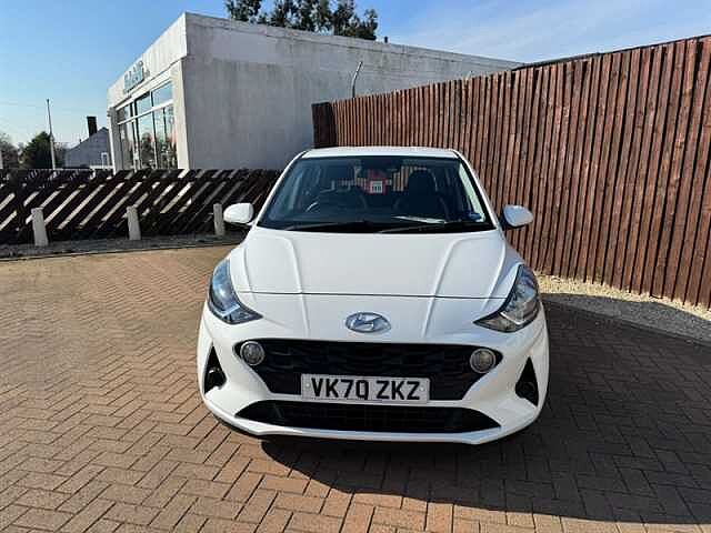 Hyundai i10 1.0 SE Connect Hatchback 5dr Petrol Manual Euro 6 (s/s) (67 ps)