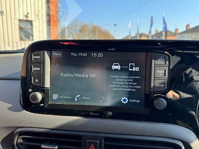 Hyundai i10 1.0 SE Connect Hatchback 5dr Petrol Manual Euro 6 (s/s) (67 ps)