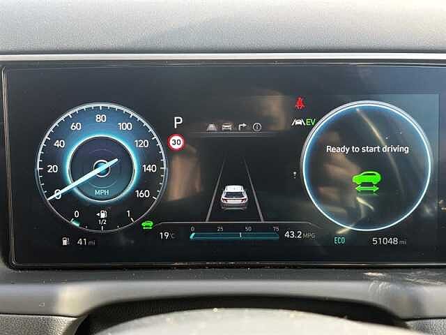 Hyundai TUCSON 1.6 h T-GDi Premium SUV 5dr Petrol Hybrid Auto Euro 6 (s/s) (230 ps)