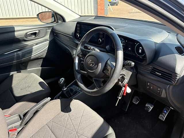 Hyundai BAYON 1.0 T-GDi MHEV SE Connect SUV 5dr Petrol Hybrid Manual Euro 6 (s/s) (100 ps)