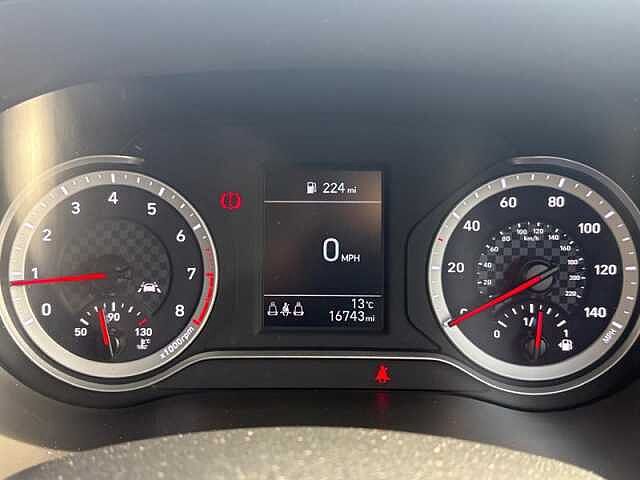 Hyundai i10 1.0 Premium Hatchback 5dr Petrol Manual Euro 6 (s/s) (67 ps)