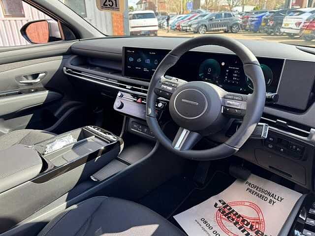 Hyundai TUCSON 1.6T Hybrid 239ps Black Line AU