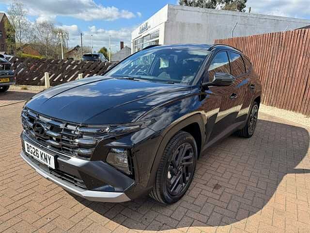 Hyundai TUCSON 1.6T Hybrid 239ps Black Line AU
