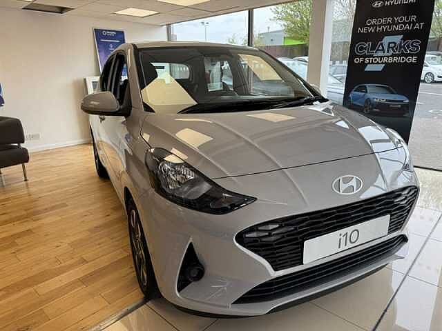 1.0 Advance Hatchback 5dr Petrol Manual Euro 6 (s/s) (63 ps)