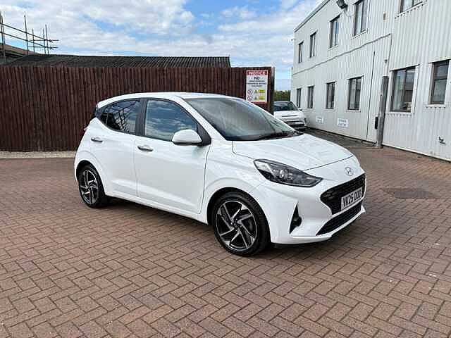 Hyundai i10 1.0 Premium Hatchback 5dr Petrol Auto Euro 6 (s/s) (63 ps)