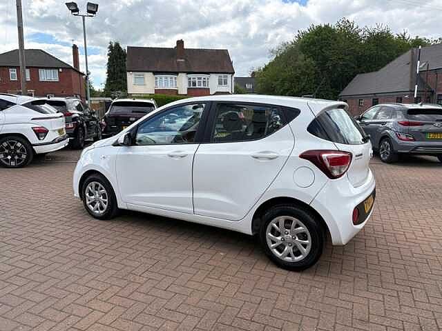 Hyundai I10 1.2 SE Hatchback 5dr Petrol Auto Euro 6 (87 ps) White