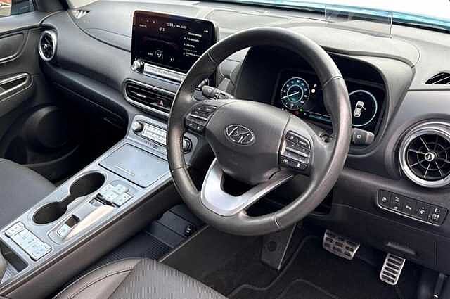 Hyundai KONA 64kWh Ultimate SUV 5dr Electric Auto (10.5kW Charger) (204 ps)