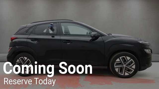 Hyundai KONA 64kWh Premium SUV 5dr Electric Auto (10.5kW Charger) (204 ps)