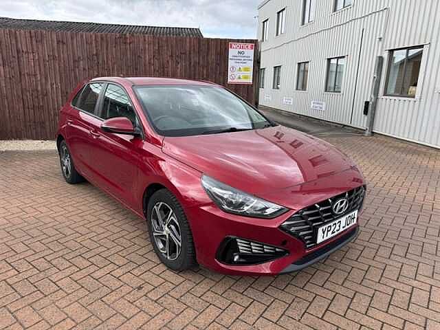 Hyundai i30 1.0 T-GDi MHEV SE Connect Hatchback 5dr Petrol Hybrid DCT Euro 6 (s/s) (120 ps)