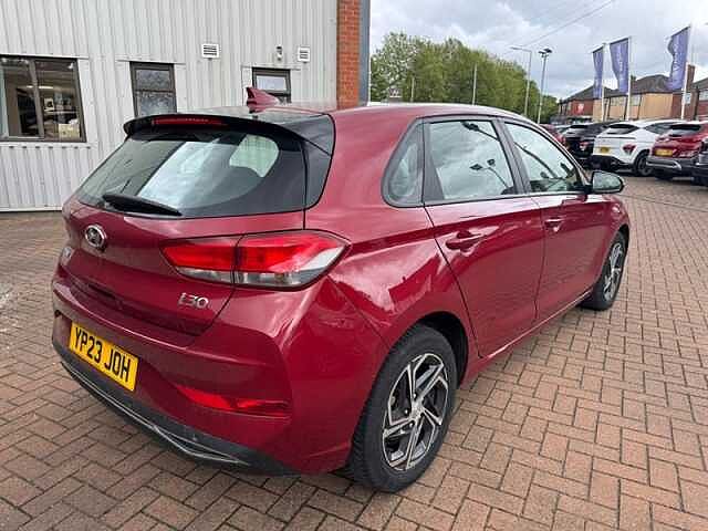 Hyundai i30 1.0 T-GDi MHEV SE Connect Hatchback 5dr Petrol Hybrid DCT Euro 6 (s/s) (120 ps)