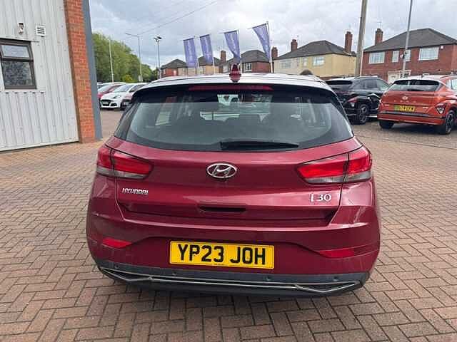 Hyundai i30 1.0 T-GDi MHEV SE Connect Hatchback 5dr Petrol Hybrid DCT Euro 6 (s/s) (120 ps)