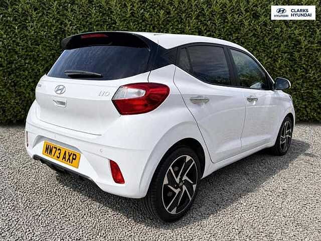 Hyundai I10 1.2 Premium Hatchback 5dr Petrol Auto Euro 6 (s/s) (84 ps) White
