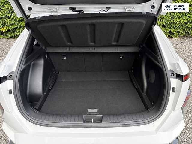Hyundai KONA 1.6 h-GDi N Line S SUV 5dr Petrol Hybrid DCT Euro 6 (s/s) (141 ps) White