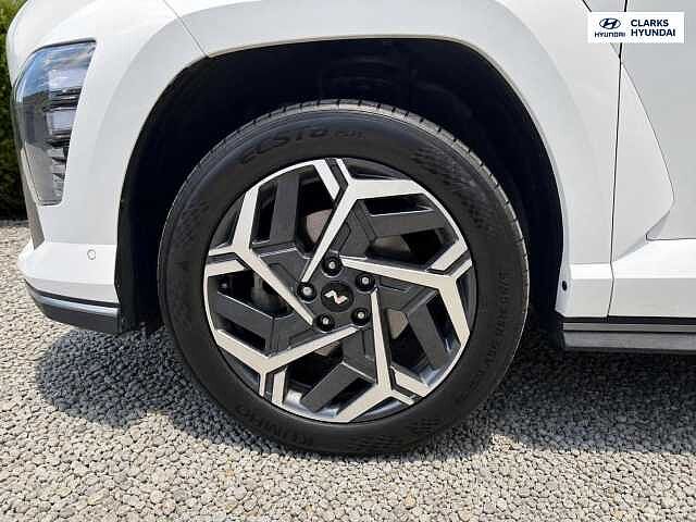 Hyundai KONA 1.6 h-GDi N Line S SUV 5dr Petrol Hybrid DCT Euro 6 (s/s) (141 ps) White