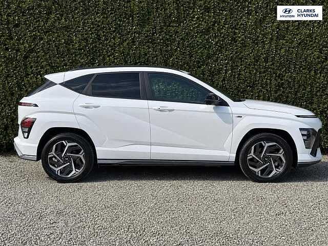 Hyundai KONA 1.6 h-GDi N Line S SUV 5dr Petrol Hybrid DCT Euro 6 (s/s) (141 ps) White
