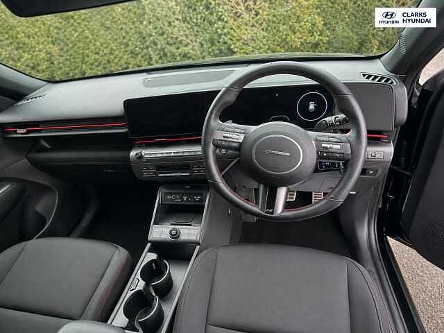 Hyundai KONA 65.4kWh N Line SUV 5dr Electric Auto (218 ps) Black