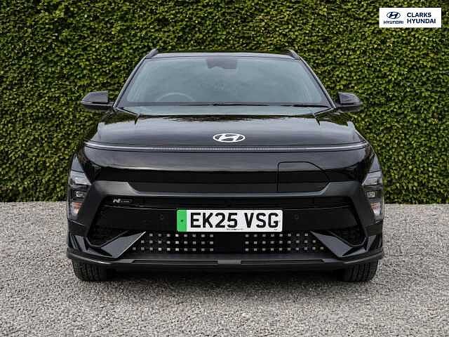 Hyundai KONA 65.4kWh N Line SUV 5dr Electric Auto (218 ps) Black