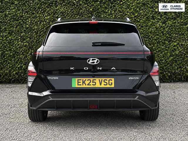 Hyundai KONA 65.4kWh N Line SUV 5dr Electric Auto (218 ps) Black