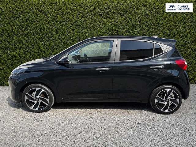 Hyundai I10 1.2 Premium Hatchback 5dr Petrol Auto Euro 6 (s/s) (79 ps) Black