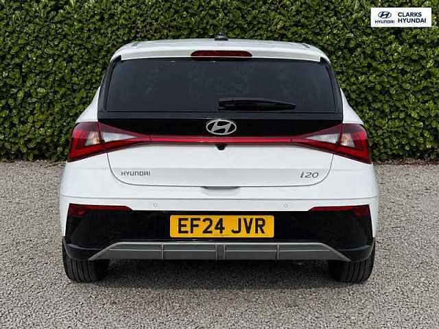 Hyundai I20 1.0 T-GDi Premium Hatchback 5dr Petrol DCT Euro 6 (s/s) (100 ps) White