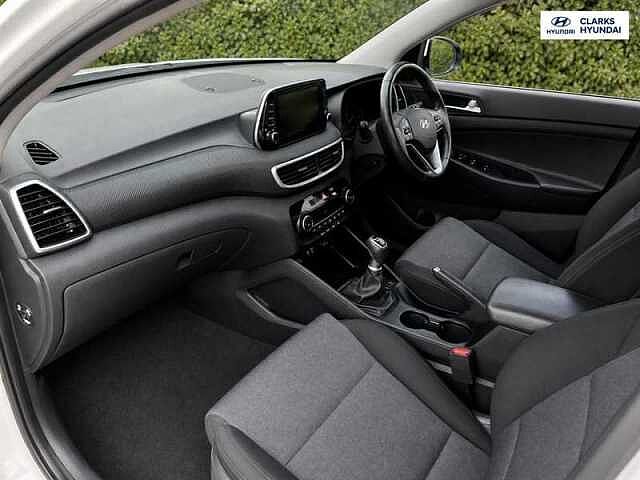 Hyundai TUCSON 1.6 GDi SE Nav SUV 5dr Petrol Manual Euro 6 (s/s) (132 ps)
