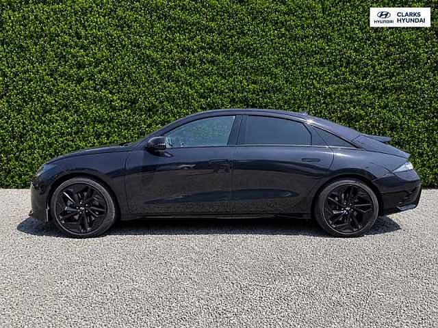 Hyundai IONIQ 6 77.4kWh First Edition Saloon 4dr Electric Auto AWD (325 ps)
