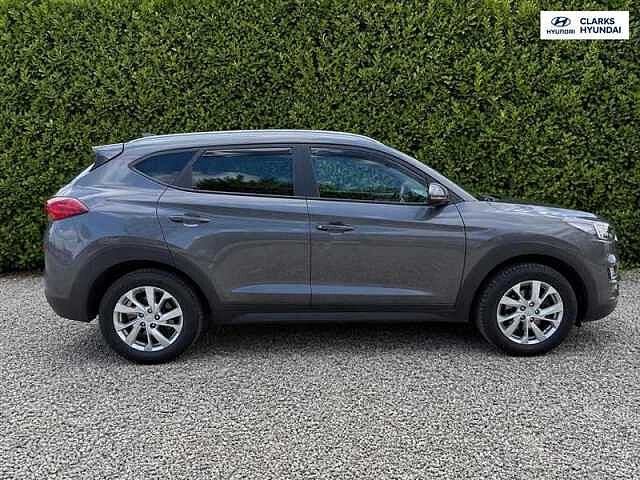Hyundai TUCSON 1.6 GDi SE Nav SUV 5dr Petrol Manual Euro 6 (s/s) (132 ps) Grey