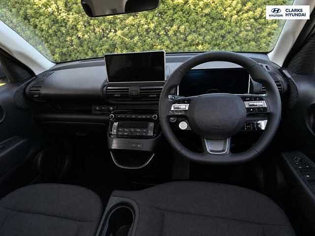 Hyundai INSTER Long Range 49kWh 01 SUV 5dr Electric Auto (115 ps)