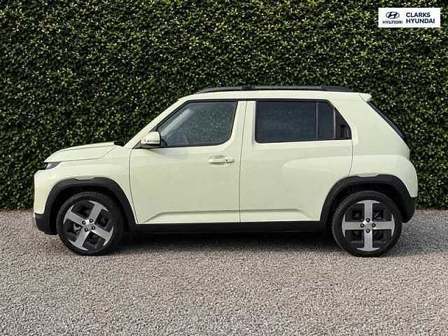 Hyundai INSTER Long Range 49kWh 02 SUV 5dr Electric Auto (115 ps) Yellow