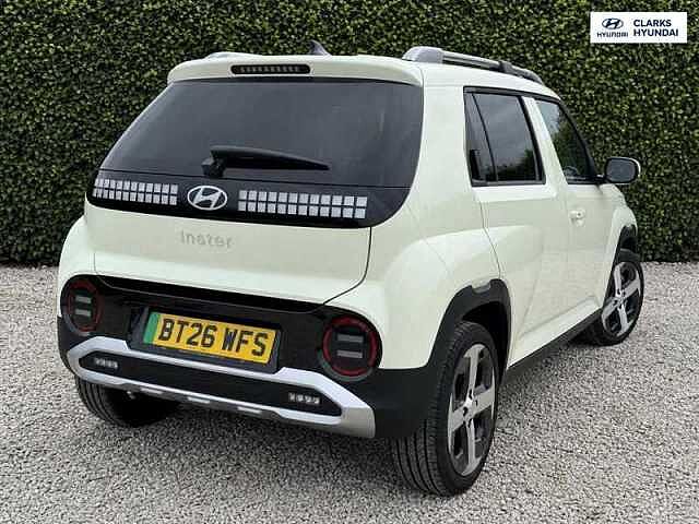 Hyundai INSTER Long Range 49kWh 02 SUV 5dr Electric Auto (115 ps) Yellow