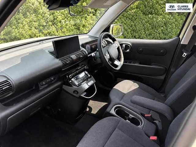 Hyundai INSTER Long Range 49kWh 02 SUV 5dr Electric Auto (115 ps)