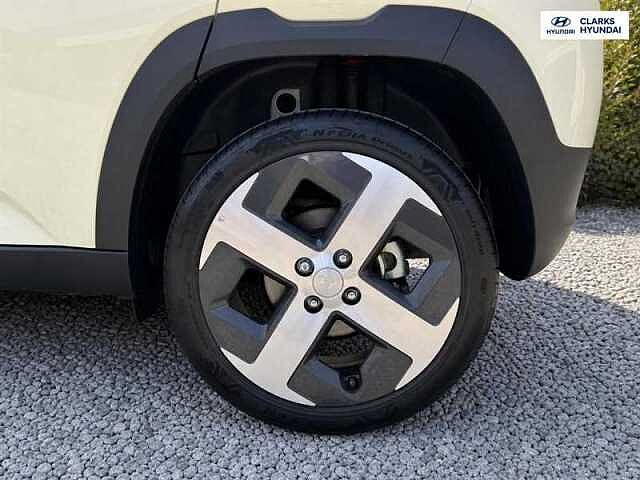 Hyundai INSTER Long Range 49kWh 02 SUV 5dr Electric Auto (115 ps)
