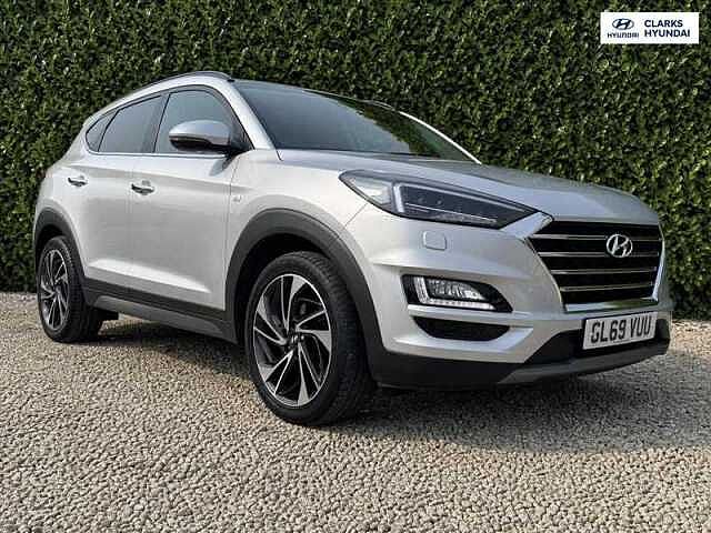 Hyundai TUCSON 1.6 CRDi MHEV Premium SE SUV 5dr Diesel Hybrid DCT Euro 6 (s/s) (136 ps) Silver