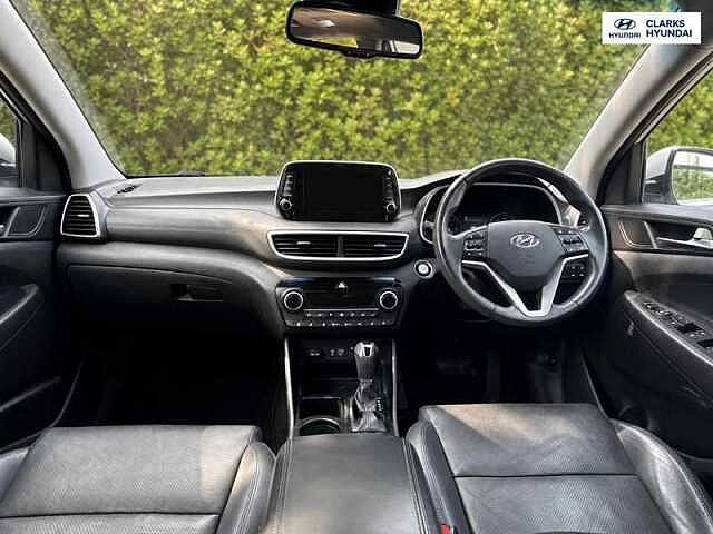 Hyundai TUCSON 1.6 CRDi MHEV Premium SE SUV 5dr Diesel Hybrid DCT Euro 6 (s/s) (136 ps) Silver