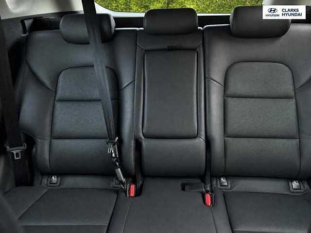 Hyundai TUCSON 1.6 CRDi MHEV Premium SE SUV 5dr Diesel Hybrid DCT Euro 6 (s/s) (136 ps) Silver