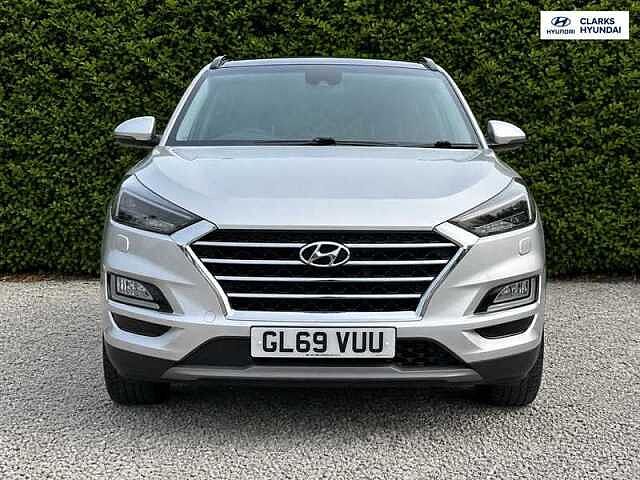 Hyundai TUCSON 1.6 CRDi MHEV Premium SE SUV 5dr Diesel Hybrid DCT Euro 6 (s/s) (136 ps) Silver